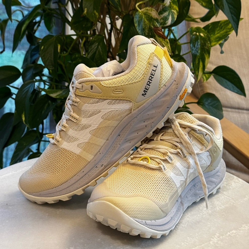 Merrell ANTORA 3 Cream Sneakers - Picture 4 of 11
